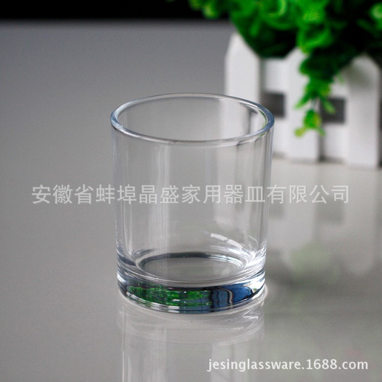 蚌埠工廠供應(yīng)玻璃類(lèi)灌蠟杯 常年出口歐美機(jī)壓圓燭臺(tái)