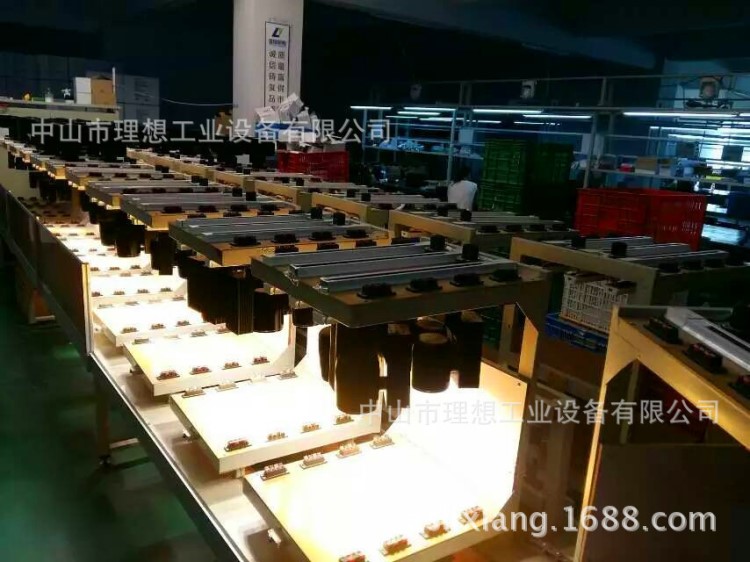 led導(dǎo)軌燈軌道燈筒燈兼容老化線老化臺(tái)