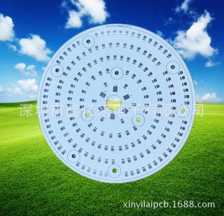 供應(yīng)三色水族LED燈pcb,魚(yú)缸LED燈鋁基板,植物生長(zhǎng)LED線路方案廠家