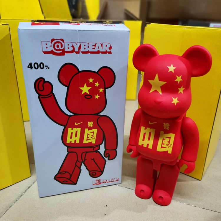 bearbrick暴力熊手辦積木熊國旗公仔中國紅五星紅旗玩具國旗模型