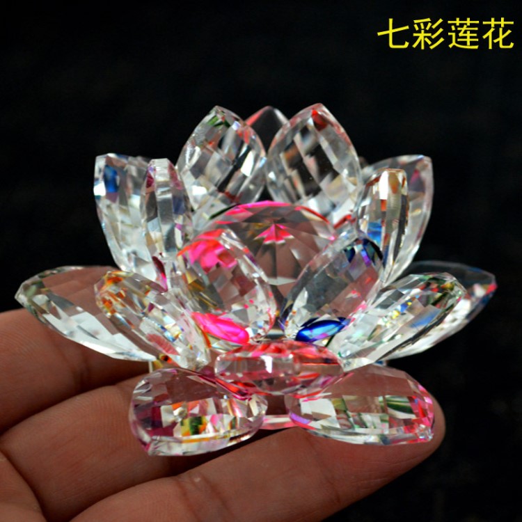 熱賣(mài)精品水晶蓮花汽車(chē)擺件車(chē)用擺飾工藝品家居裝飾品汽車(chē)裝潢用品