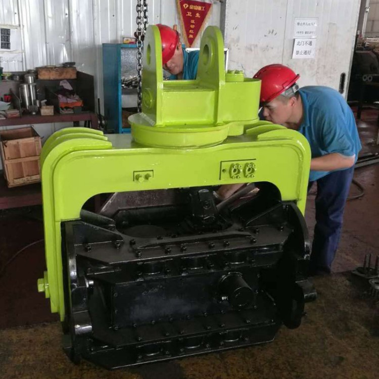 高頻震動打樁錘 混凝土預(yù)制樁打樁機 預(yù)制打樁機打拔鋼管樁振動錘