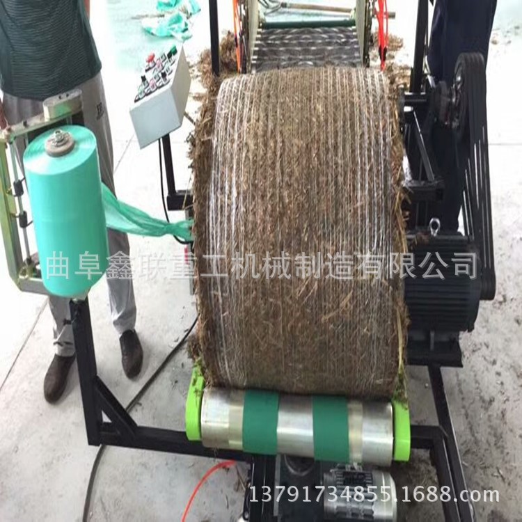 福建皇竹草饲料加工机械  秸秆揉搓打捆包膜一体机供应价格