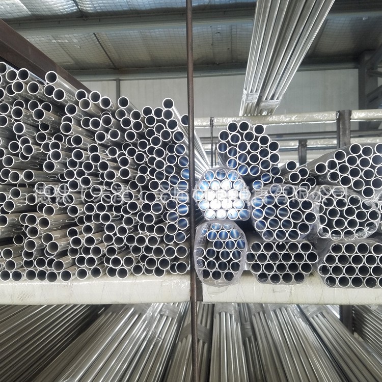 廠家直銷 6061鋁管 易氧化可折彎鋁管 加工定制鋁型材 價格優(yōu)惠