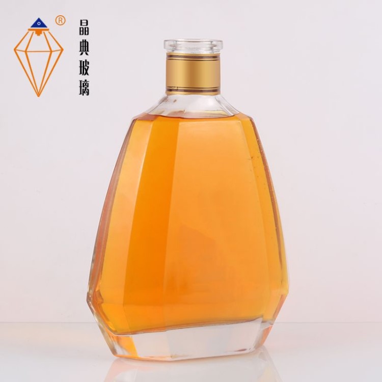 供應(yīng)方形洋酒700ml洋酒玻璃瓶 廠(chǎng)家紅酒瓶750ml廠(chǎng)家批發(fā)定制