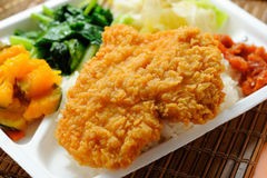 瑞發德香辣雞腿排 雞扒飯 1公斤10片1袋  脆香味美