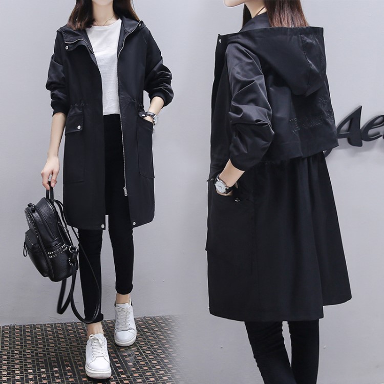 2019流行外套女春秋韓版刺繡連帽收腰休閑大碼風衣女中長款棉服潮