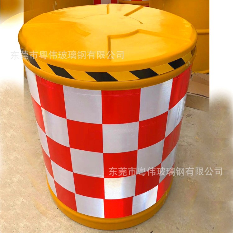 廠家供應(yīng)交通水馬設(shè)施 高速公路圓筒防撞桶 公路防護(hù)設(shè)施