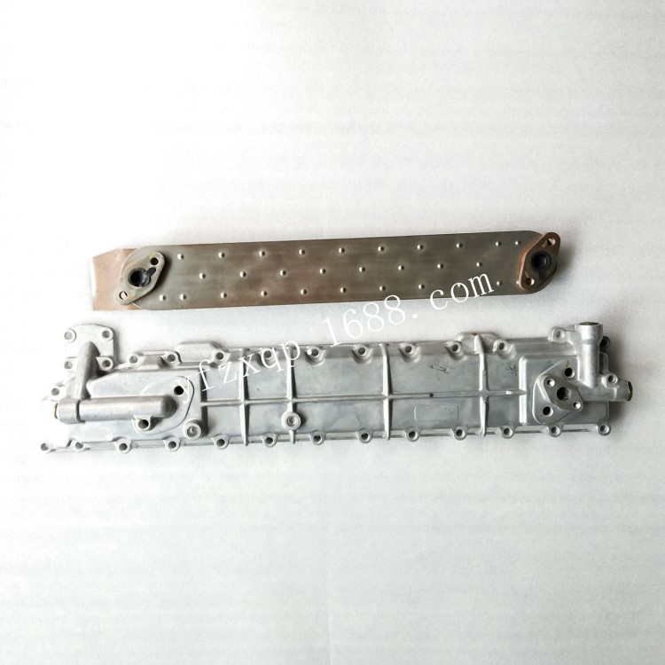 五十鈴6SD1發(fā)動(dòng)機(jī) 機(jī)油散熱器總成  機(jī)油冷卻器芯1-11282027-0