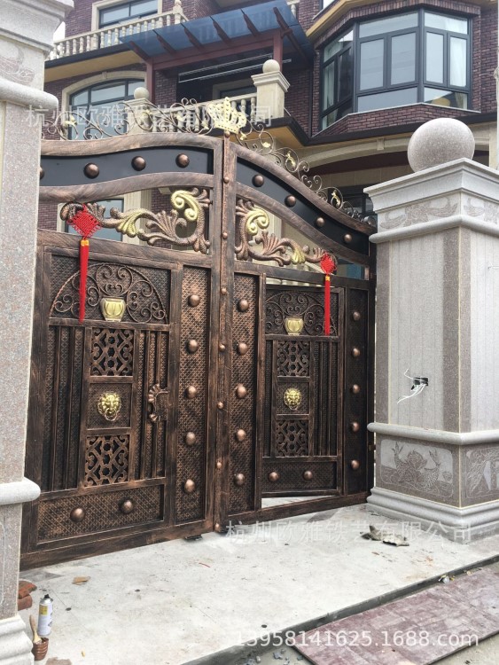 廠家直銷：生產別墅庭院鐵藝大門，廠房大門小區大門消防門。