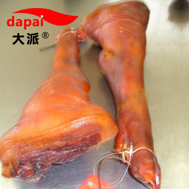 恩施富硒特產(chǎn) 土家臘豬蹄  農(nóng)家臘后豬腿散裝 土家煙熏臘后腳批發(fā)