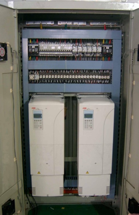 河南鄭州 音樂噴泉設(shè)備 跑泉程控噴泉 大中小型音樂噴泉控制柜