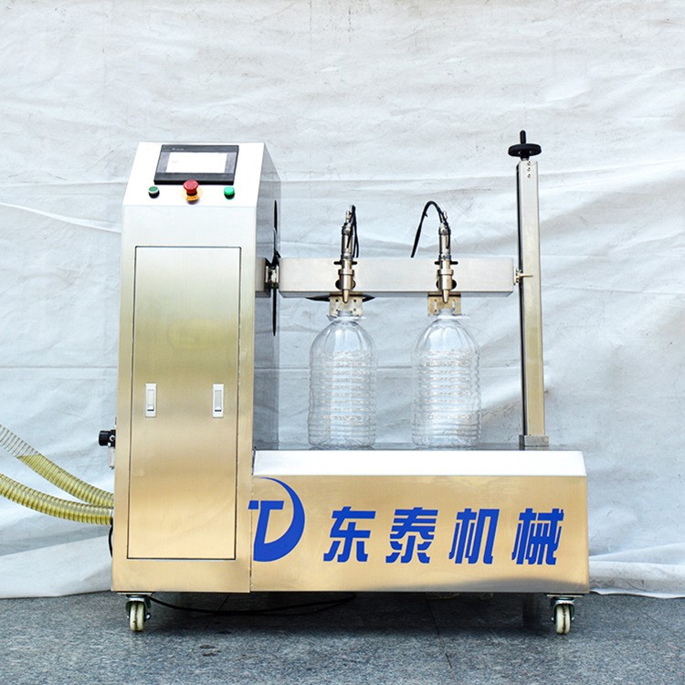 色拉油灌裝機(jī)花生油灌裝機(jī)油脂灌裝機(jī) 機(jī)器穩(wěn)定性能好廠家直銷(xiāo)