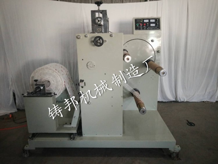鑄邦機(jī)械大量供應(yīng)小型不干膠立式分切機(jī) 窄條商標(biāo)分條機(jī) 多軸設(shè)備