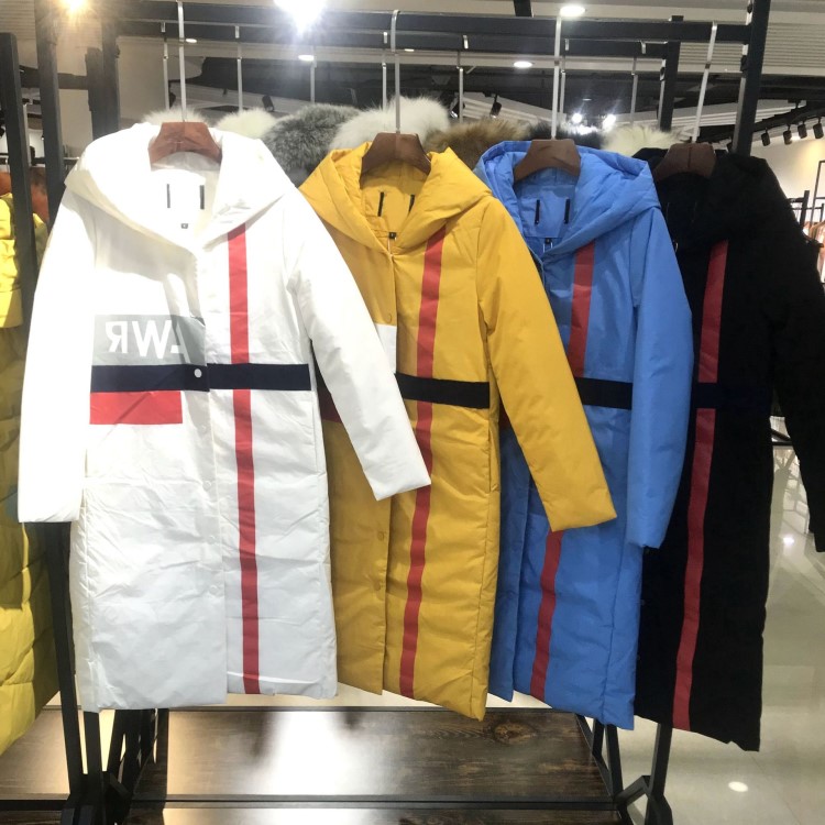 品牌女裝折扣尾貨秋冬過(guò)膝超長(zhǎng)款2019新款羽絨服一線牌子專柜