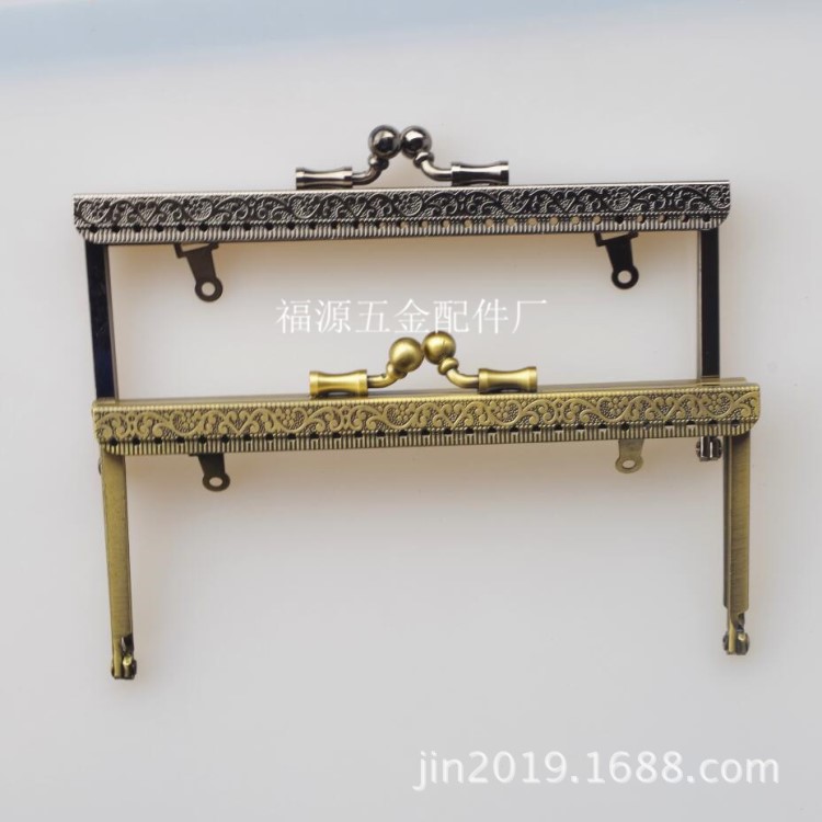 15cm方形駁腳口金包 針孔卡片包口金 每色50只起