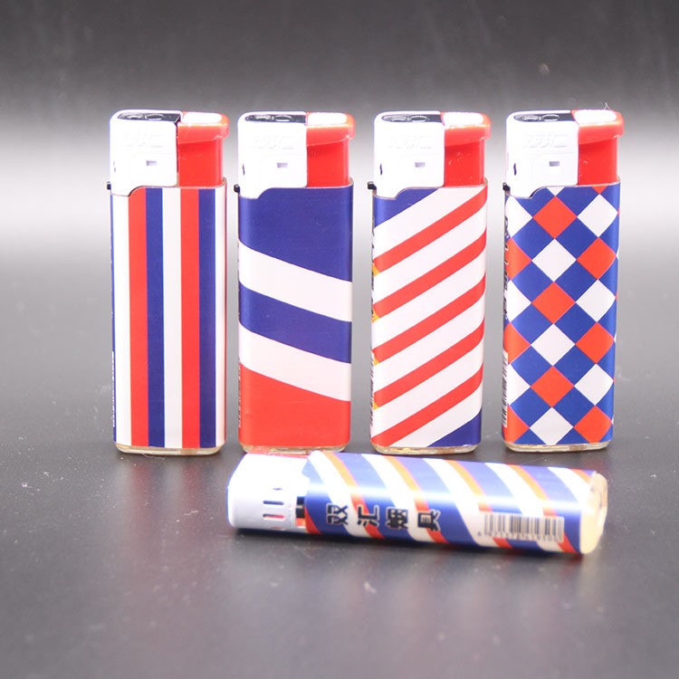 新款950雙匯自動翻蓋防風打火機廠家直銷 創意塑料防風打火機