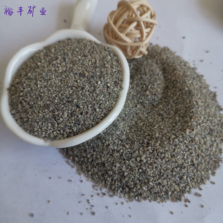 生產(chǎn)除渣劑 珍珠巖原砂 鑄鐵煉鋼用煅燒除水除渣劑