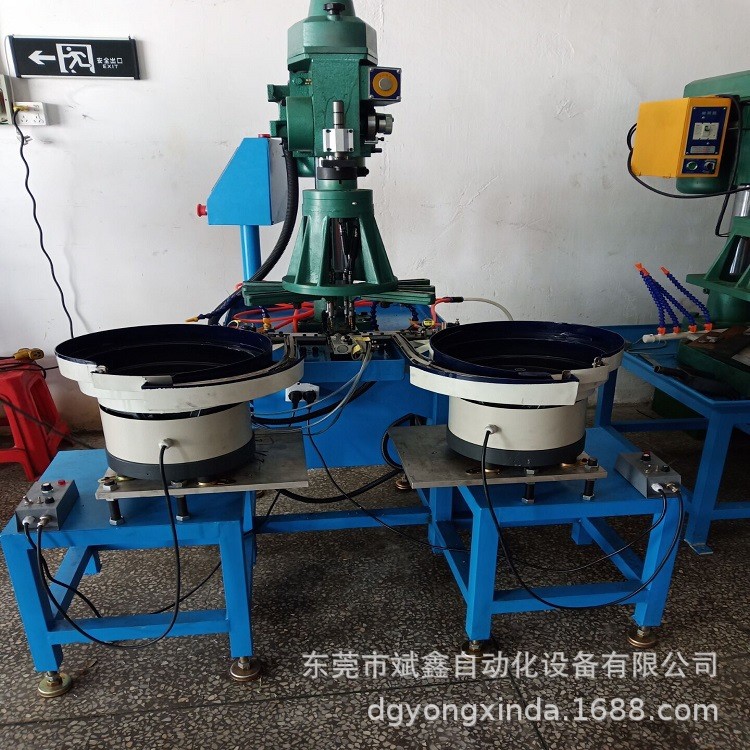 非標定制 全自動鉆孔攻牙機振動盤上下料 自動多軸攻牙機