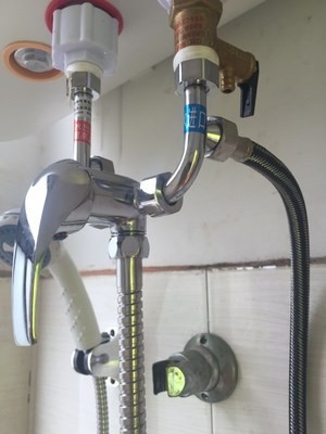 全銅萬和混合等電熱水器冷熱萬家樂U型混水閥淋浴水龍頭配件
