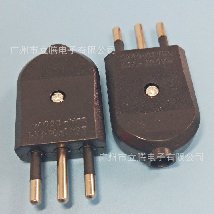10A250V意大利三極電源插頭標(biāo)準(zhǔn)材質(zhì)燈飾燈頭接線組裝意大利插頭