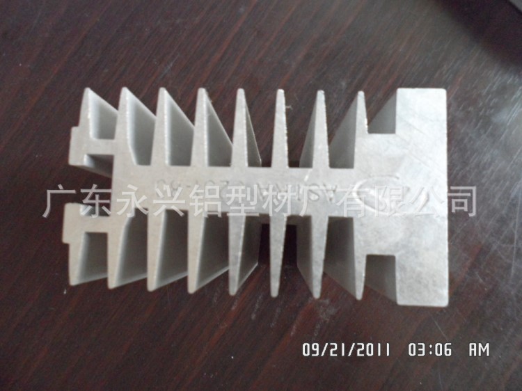 供應(yīng) 散熱器 太陽(yáng)花類等