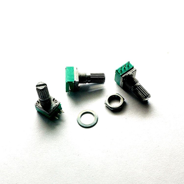 09型 單聯(lián)3腳 音響/功放/密封電位器 B50K 柄長(zhǎng)15MM