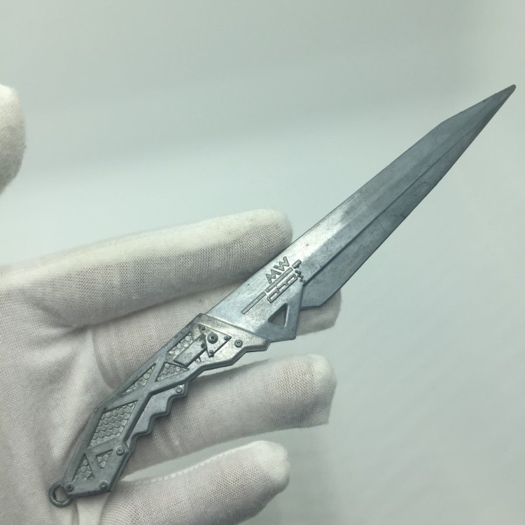 cf周邊武器模型、金屬鋅合金刀（不可開刃）模型、鑰匙扣武器模型