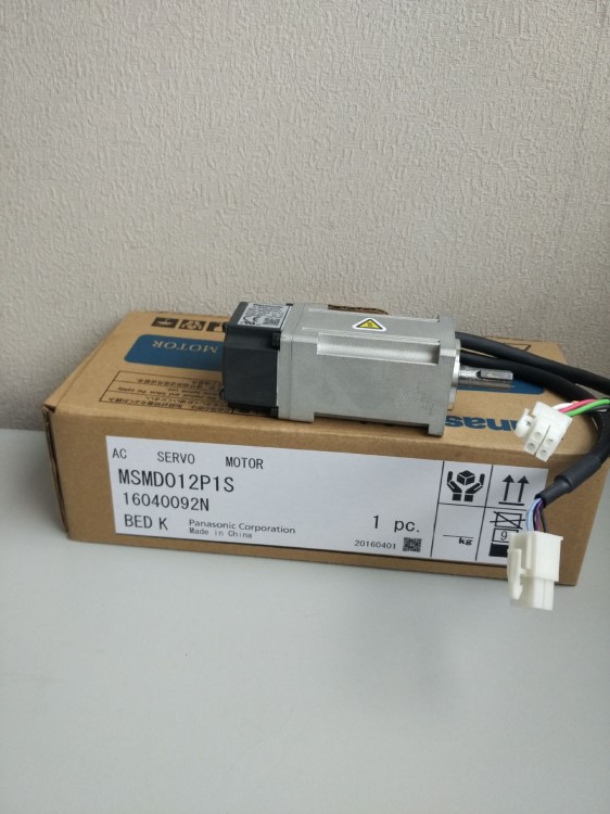 松下A4系列伺服電機MSMD012P1S