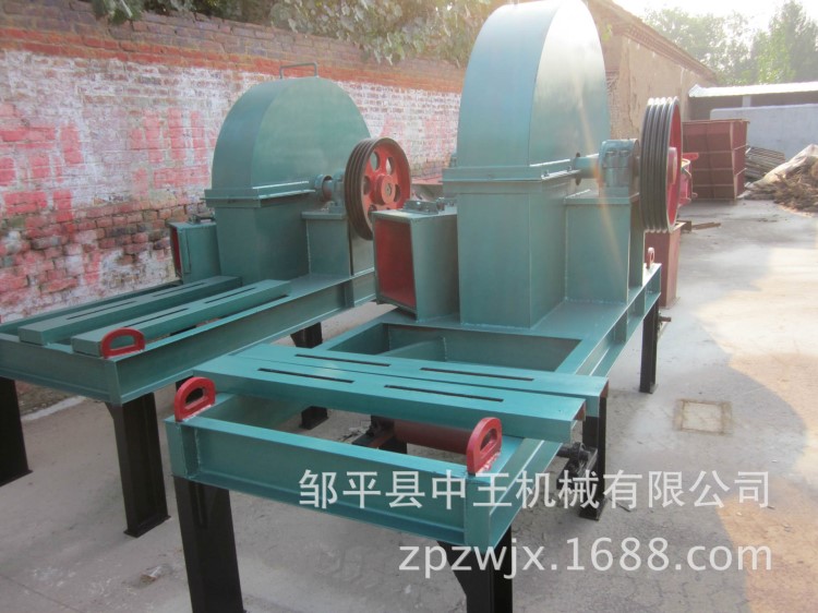 盤(pán)式削片機(jī)廠家直銷(xiāo) 大塊機(jī) 木材粉碎機(jī) 鄒平中機(jī)械