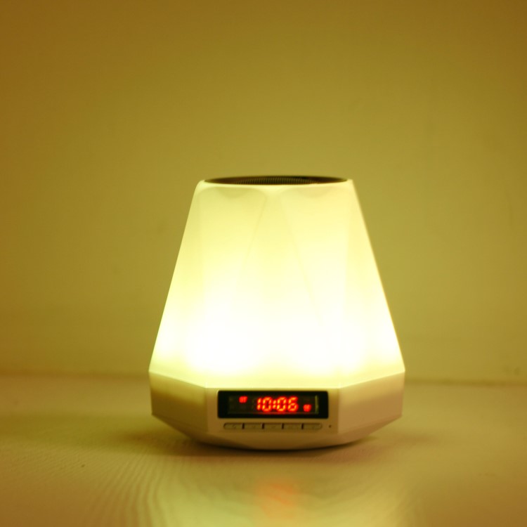 七彩LED燈時鐘鬧鐘藍牙無線寶石小音響 新款禮品小夜燈音箱