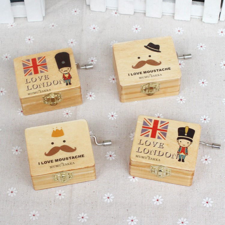 zakka雜貨 手搖式復(fù)古八音盒創(chuàng)意禮品擺件彩繪胡桃夾子木盒音樂盒