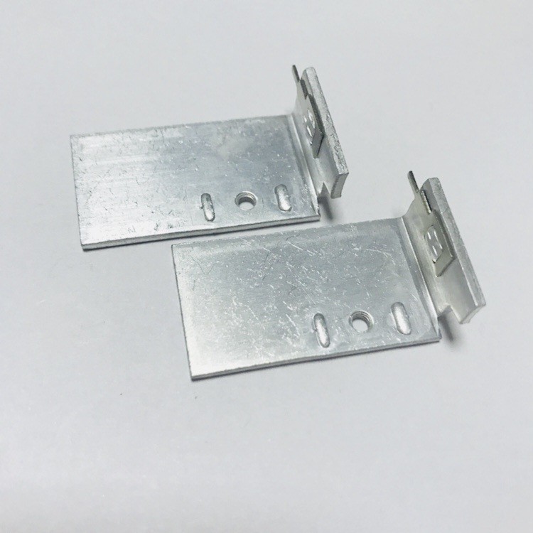 廠家生產(chǎn)散熱鋁片 電子彈片五金沖壓件 電源變壓器散熱片