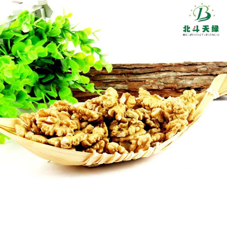 核桃仁休閑零食 原味生核桃 頭露尖白核桃仁批發(fā) 自產(chǎn)散裝核桃仁