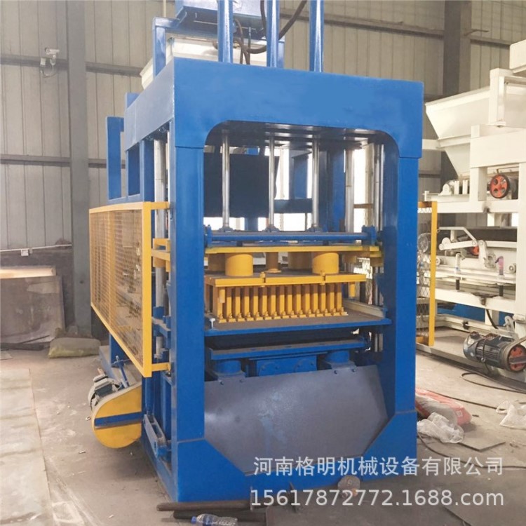 直銷(xiāo)多功能水泥免燒磚機(jī)盲道磚路沿石成型機(jī) 水泥混凝土制磚設(shè)備