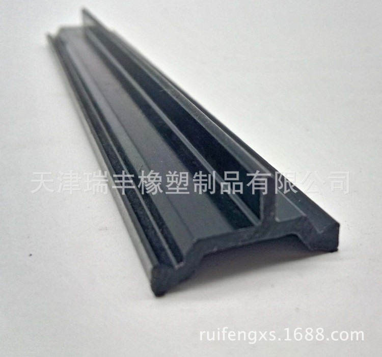 供應斷橋鋁門窗用尼龍隔熱條系列 RF 26mm系列 廠家直銷