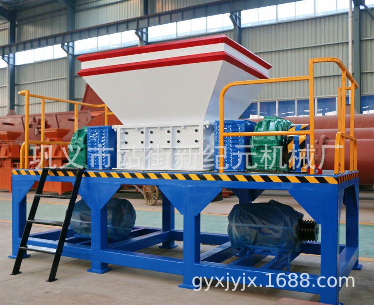 廠家 供應 金屬撕碎機 廢舊鐵銷 鋼板破碎處理設備