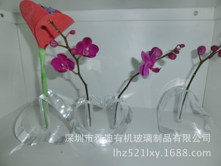 雅迪有機(jī)玻璃制品.透明水晶制品.水晶膠制品，亞克力展示架，凳子