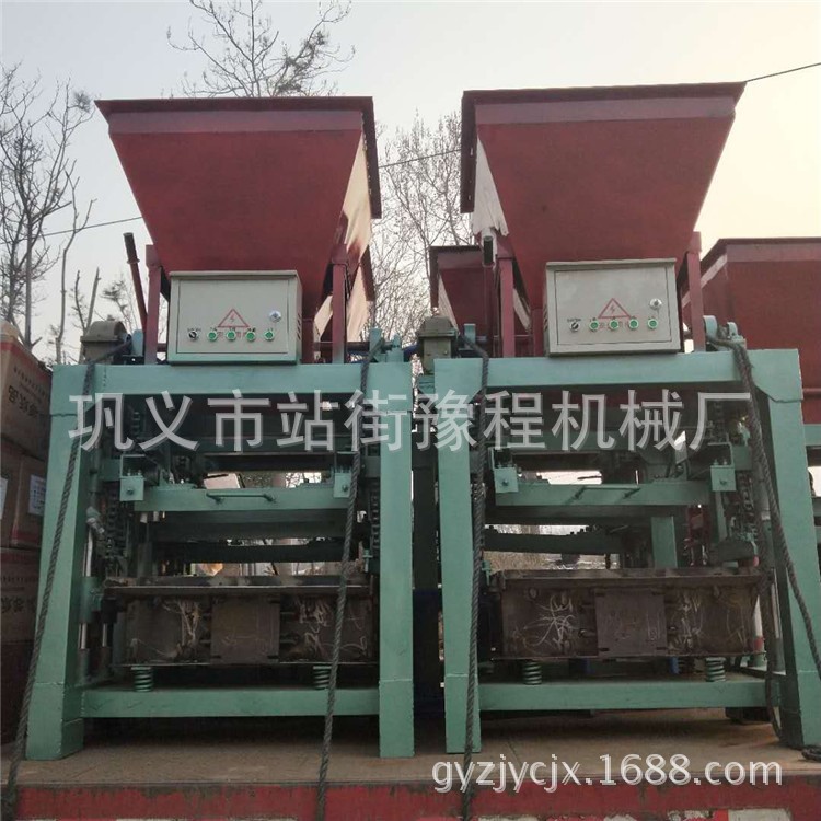 廠(chǎng)家直銷(xiāo)大輪移動(dòng)磚機(jī)新型免燒磚機(jī)甘肅半自動(dòng)液壓面包磚機(jī)廠(chǎng)家