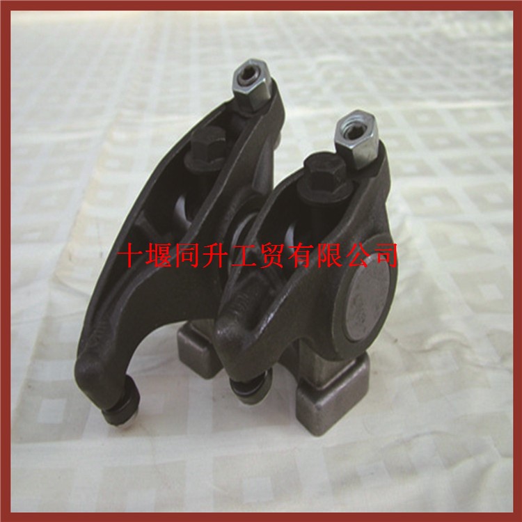 現(xiàn)貨供應(yīng)原廠福田康明斯ISF2.8發(fā)動機配件搖臂 5267688/5271539F