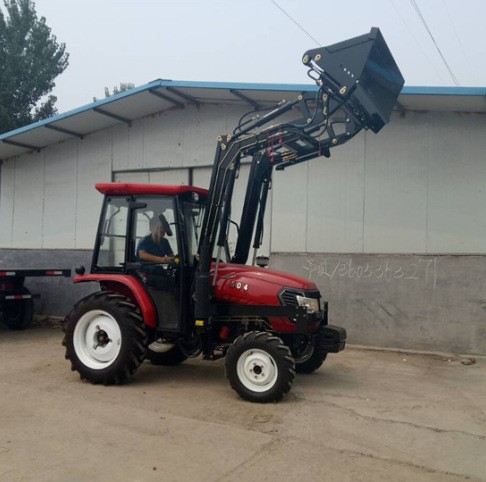 山東生產(chǎn)四輪拖拉機(jī)改裝鏟車 型號大馬力輪式裝載機(jī) 堅固耐用