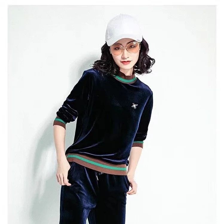絲絨時(shí)尚套裝2019秋冬新款歐美長(zhǎng)袖運(yùn)動(dòng)女衛(wèi)衣配一件代發(fā)T901