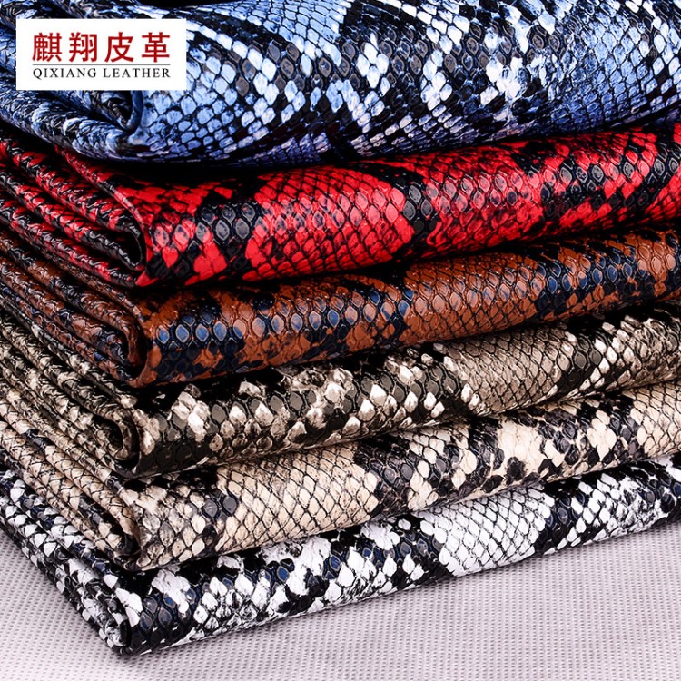 義烏廠家珍珠蛇紋皮革面料箱包皮帶鞋材仿皮料1.0厚pvc人造革批發(fā)