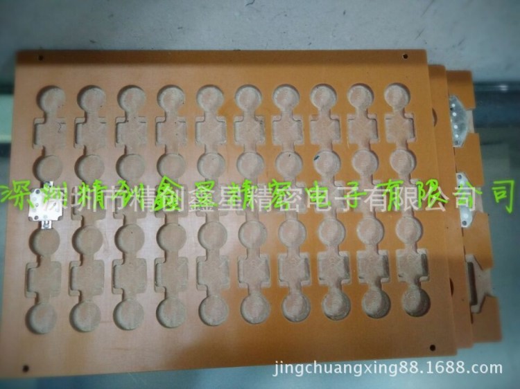 LED小圓板托盤，過爐治具