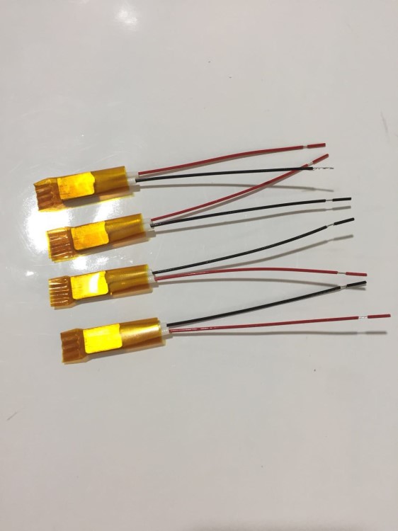 廠家供應ptc液體電加熱器 貨真價實 ptc加熱器發(fā)熱體ptc電加熱器