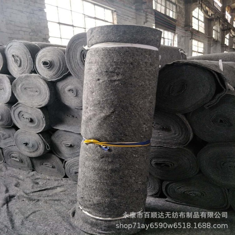 公路養(yǎng)護(hù)毛氈家具包裝打包毯大棚保溫防寒毯黑心棉毛毯土工布現(xiàn)貨