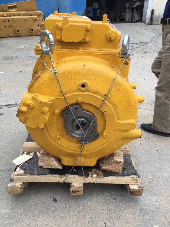 山推TY130推土機(jī)液力換擋變速箱總成 SD13推土機(jī)四輪一帶