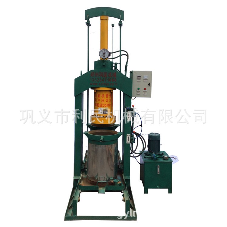 韓國(guó)液壓式香油機(jī) 全自動(dòng)芝麻榨油機(jī) 260商用香油壓榨設(shè)備