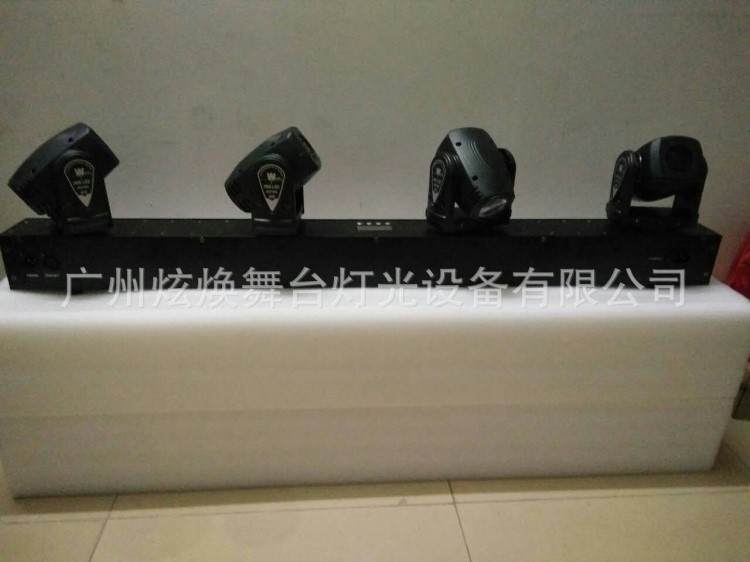 廠家直供應舞臺燈 LED婚慶燈具 4頭彩色搖頭燈 LED4眼搖頭光束燈