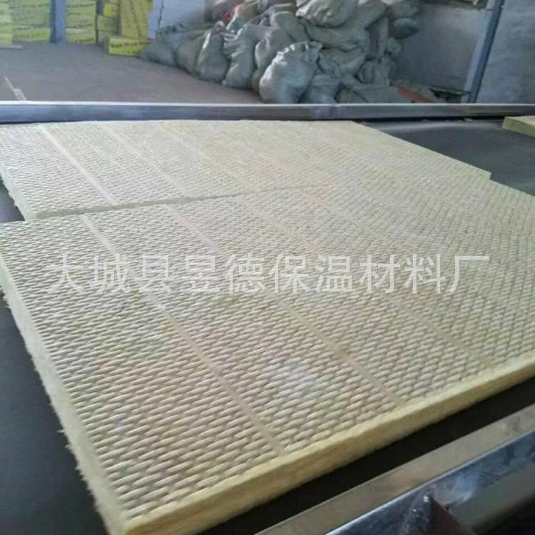 大連巖棉板 河北豎絲巖棉板廠家供應(yīng) 北京巖棉板彩鋼房安裝